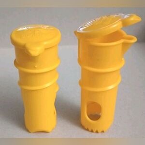 Sunkist Vintage Citrus Corer Juicer Kitchen Gadget - Set Of 2